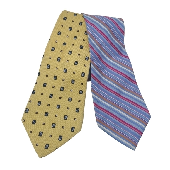 Tommy Hilfiger | Men's Lot of Two Mixed Print Silk Vintage Neckties - Picture 1 of 13